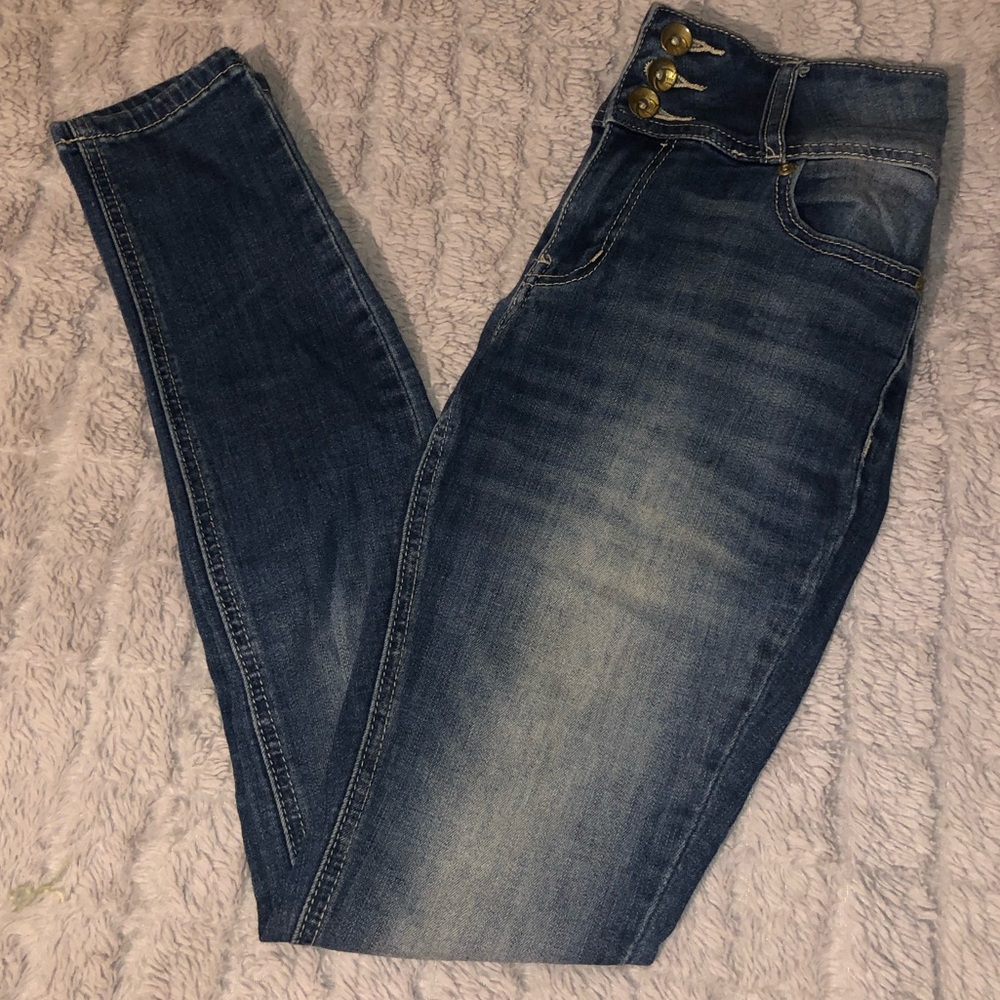 C Est 1946 Women’s Classic Jeans button closure - Picture 3 of 7